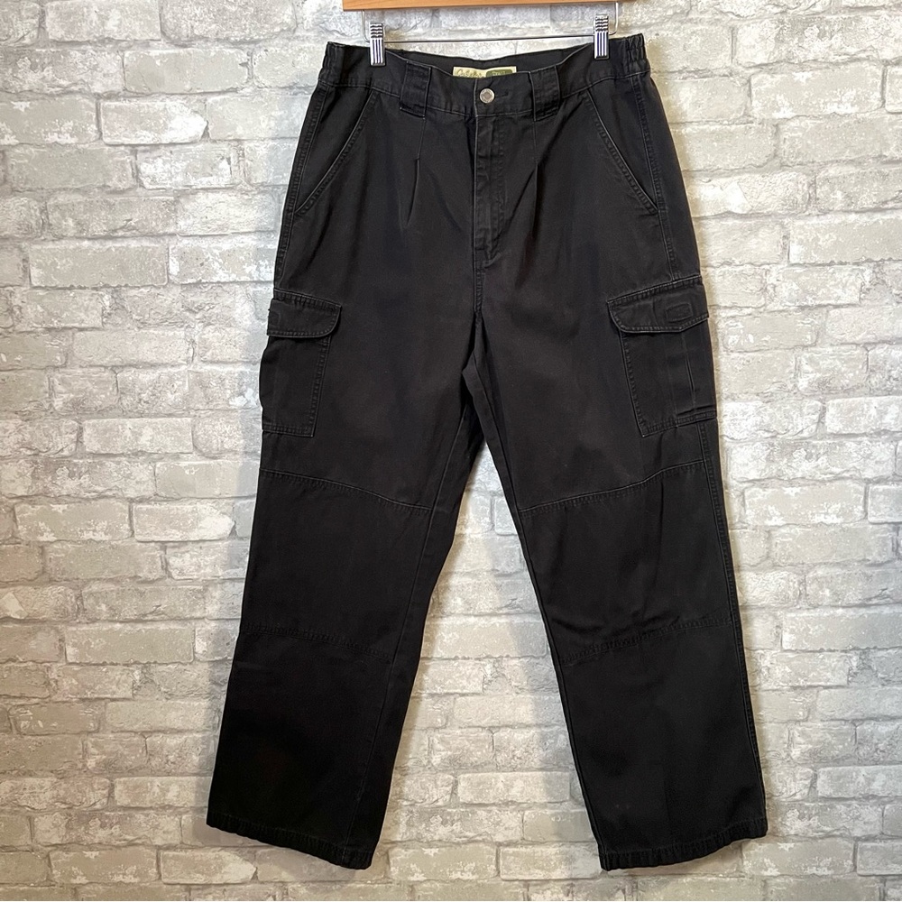 Cabela's Women's 14 Cargo Hiking Pants. Black. Straight Leg. Elastic Waist. Zip.
